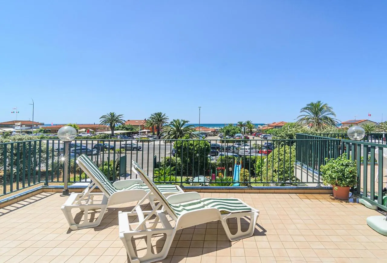 Hotel Paris Lido di Camaiore