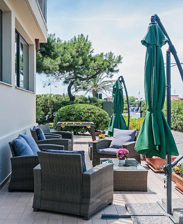 Hotel Paris Lido di Camaiore