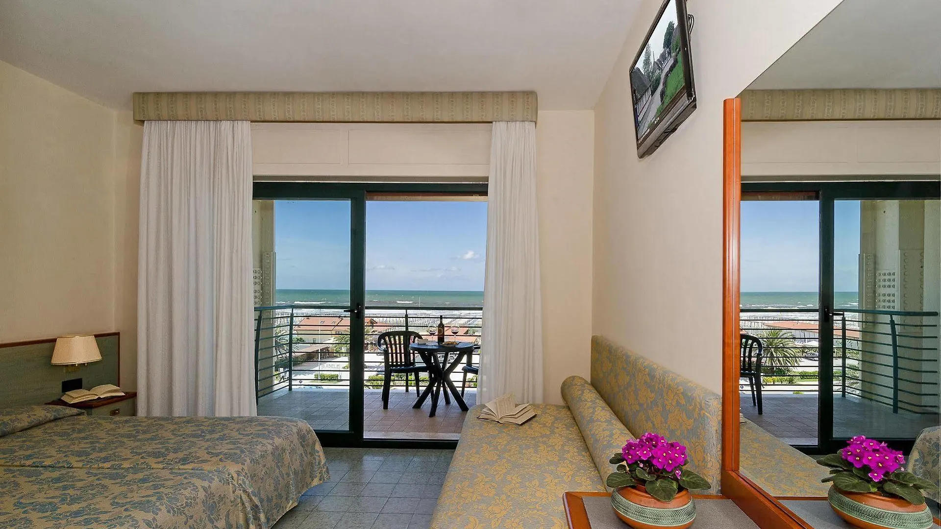 Hotel Paris Lido di Camaiore